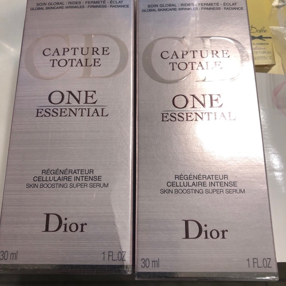 NWT Dior Capture Totale One Essential Super Serum - Picture 5 of 9